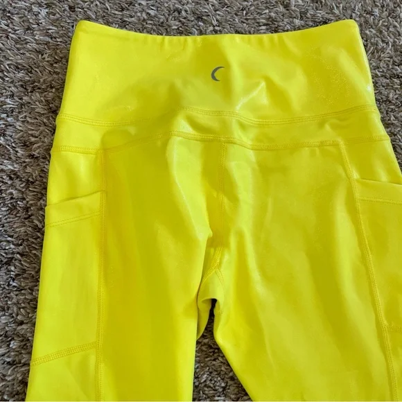Zyia Leggings Bundle Womens Size 4 Camo Neon Yellow Activewear Compression - Picture 11 of 11